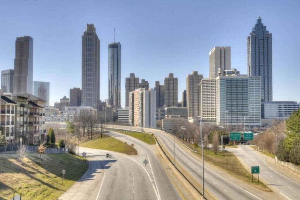 Heart Downtown 2Bd Onsite Parking Condo City View! Lm401 Atlanta Exteriör bild